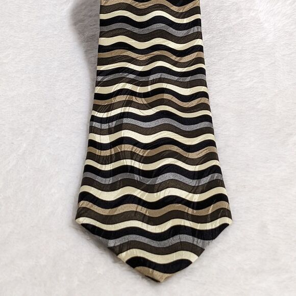 Men's Vintage Urban Canvas 100% Silk Tie Wavy Horizontal Motif - Picture 5 of 12